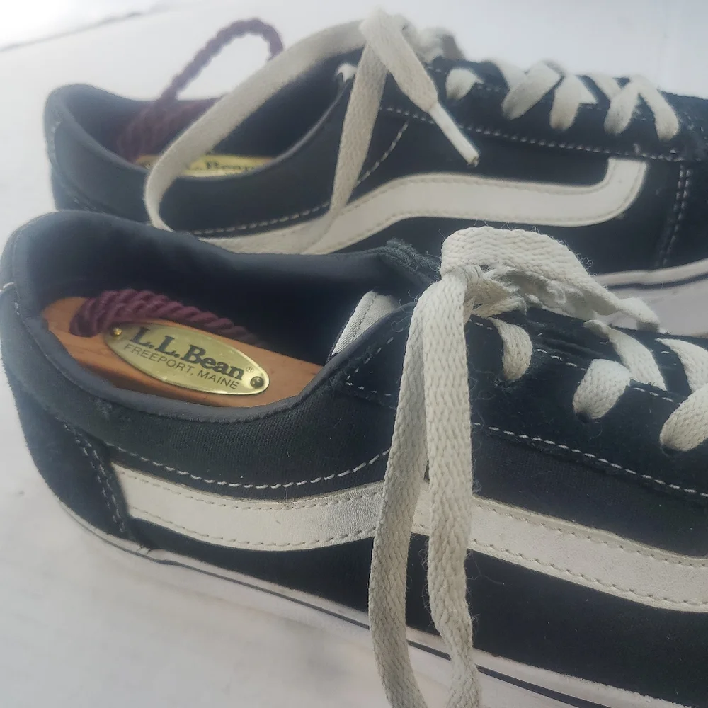 Vans #508182 Black W/White Accent Size US Women's 9.5 mens 8 - Picture 3 of 9